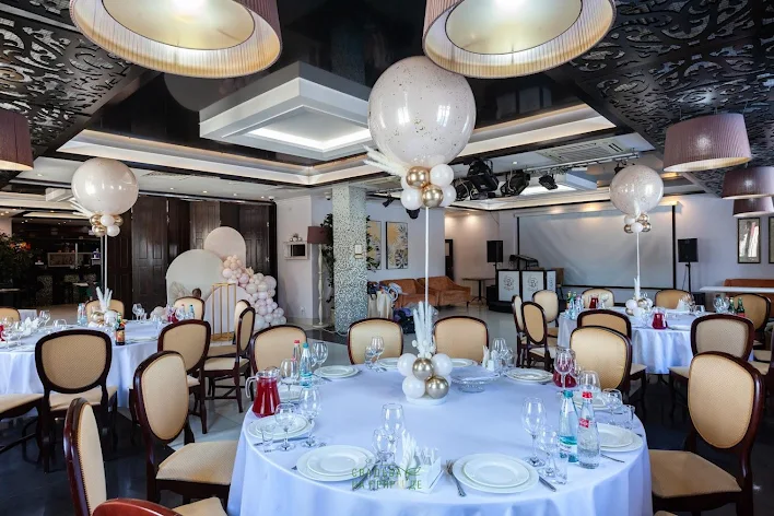 Фото №3 зала Ресторан