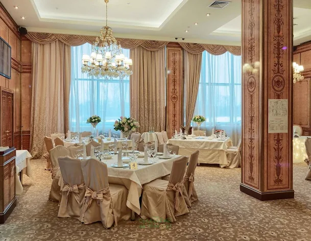 Фото №2 зала Банкетный зал «Азнавур» 