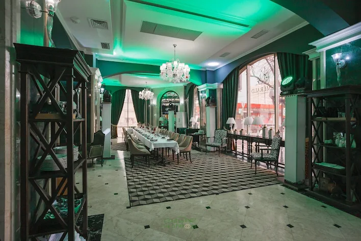 Фото №3 зала Ресторан «Эмеральд» 