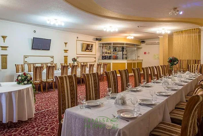 Фото №2 зала Красный зал