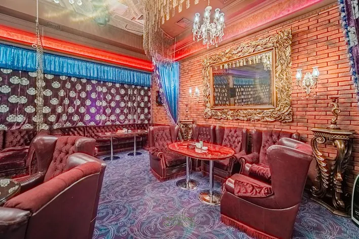 Фото №2 зала Караоке-бар «Кураж» 