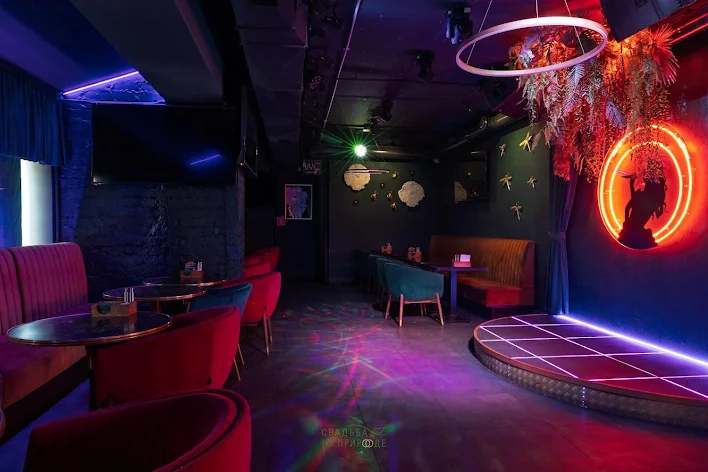 Фото №1 зала Зал караоке