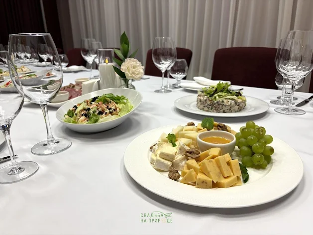 Фото №1 зала Зал «Чароит» 