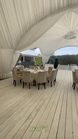 Фото №1 зала Открытый шатер у бассейна