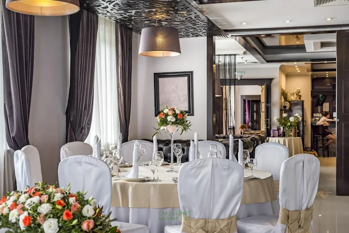 Фото №3 зала Ресторан