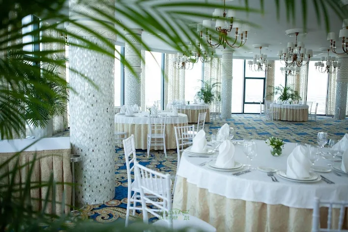 Фото №2 зала Банкетный зал «Облака» 