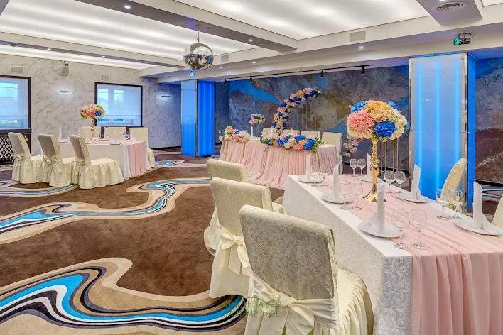 Фото №1 зала Ресторан