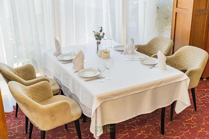 Фото №2 зала Ресторация