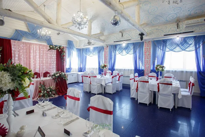 Фото №1 зала Светлая горница