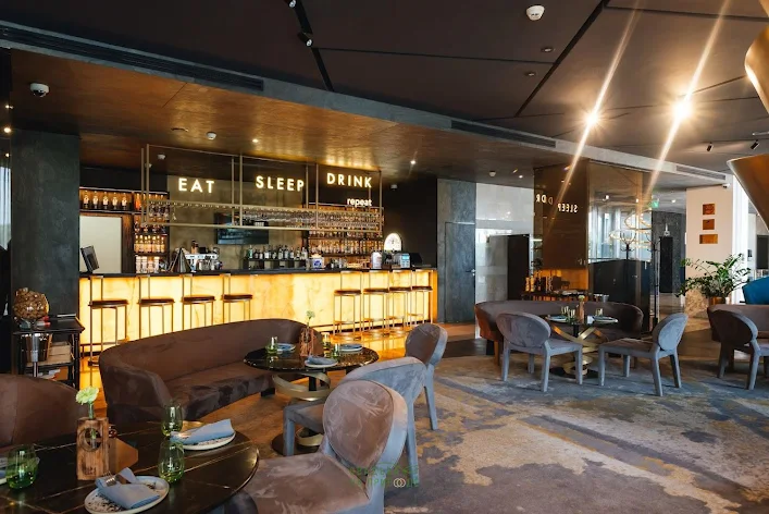 Фото №2 зала Бар