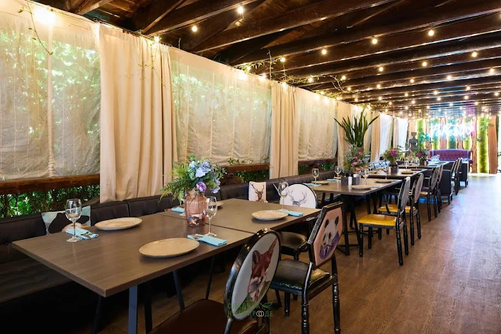 Фото №2 зала Летняя веранда