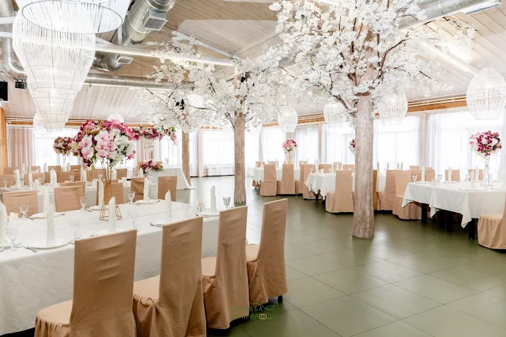 Фото №1 зала Зал «Яблоневый сад» 