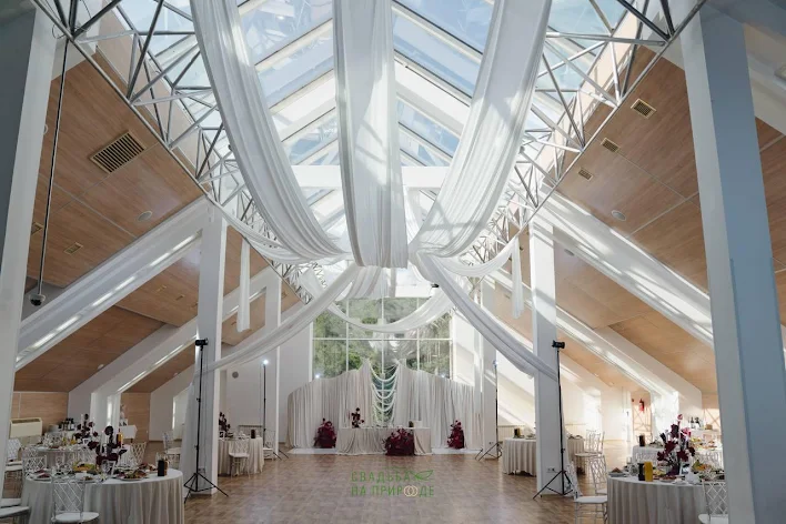 Фото №1 зала Зал «Парламент» 