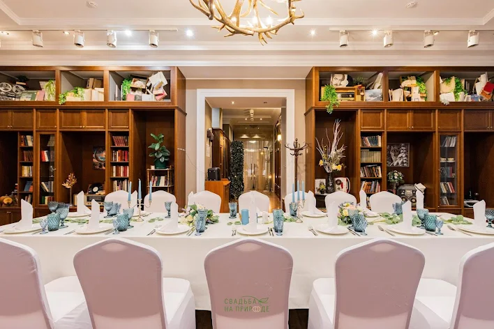 Фото №3 зала Зал «Библиотека» 