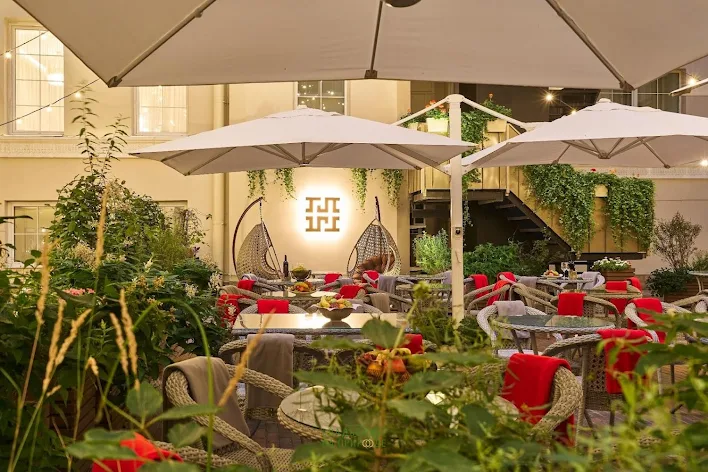 Фото №4 зала Терраса «Helen's Garden» 