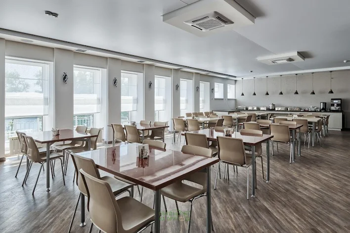 Фото №4 зала Средний зал