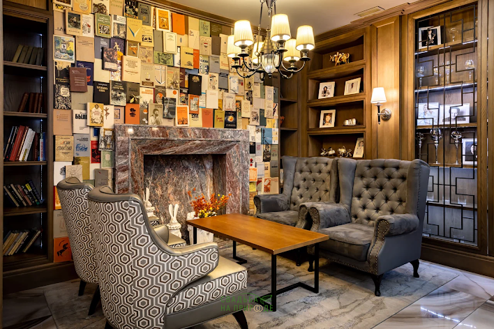 Фото №4 зала Конференц-зал «Библиотека» 