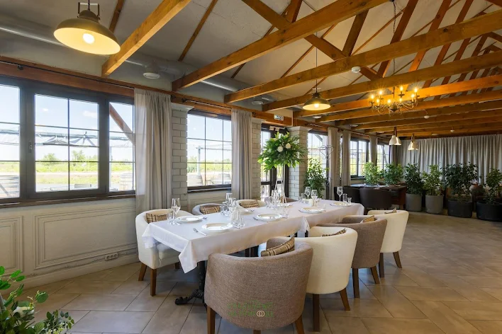 Фото №3 зала Ресторан у озера