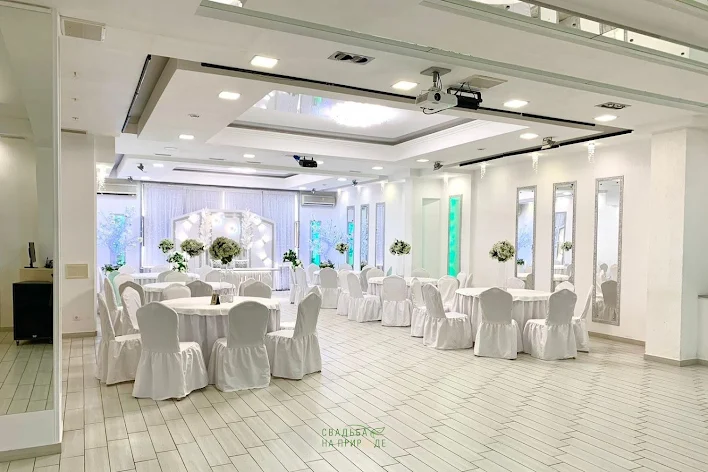 Фото №1 зала Зеркальный зал