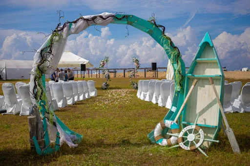 Свадьба на природе в «Белый парус»