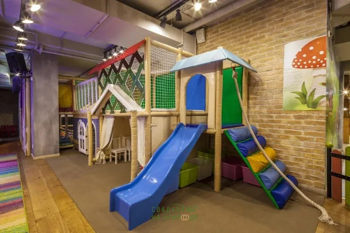 Фото №2 зала Детский зал «Кувшинчик» 