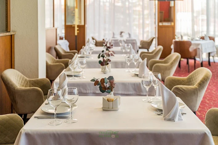 Фото №1 зала Ресторация