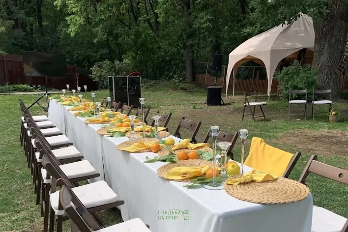 Фото №1 зала Зеленая площадка