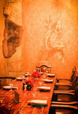 Фото №1 зала Зал ресторана «Камелот» 