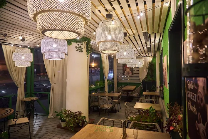 Фото №2 зала Летняя веранда