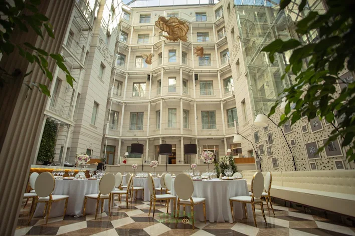 Фото №1 зала Атриум «Вино и вода» 