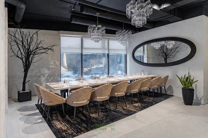 Фото №1 зала Зона у панорамного окна