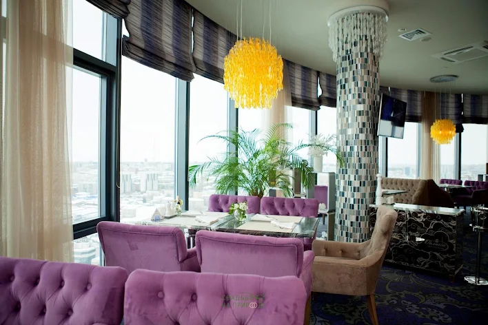 Фото №2 зала Ресторан-бар «Облака» 