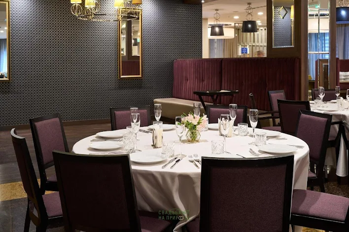 Фото №1 зала Ресторан emerald