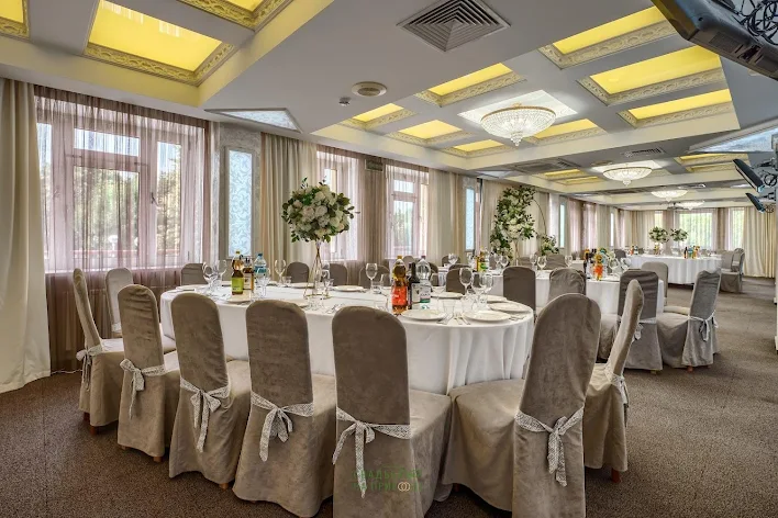 Фото №1 зала Ресторан «Бурлак» 