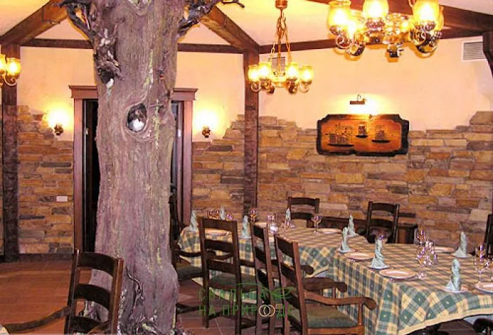 Фото №1 зала Ресторан «У дуба» 