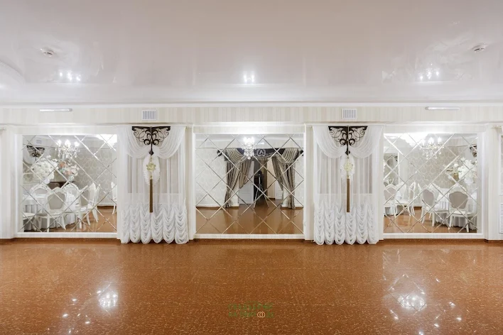 Фото №4 зала Средний зал