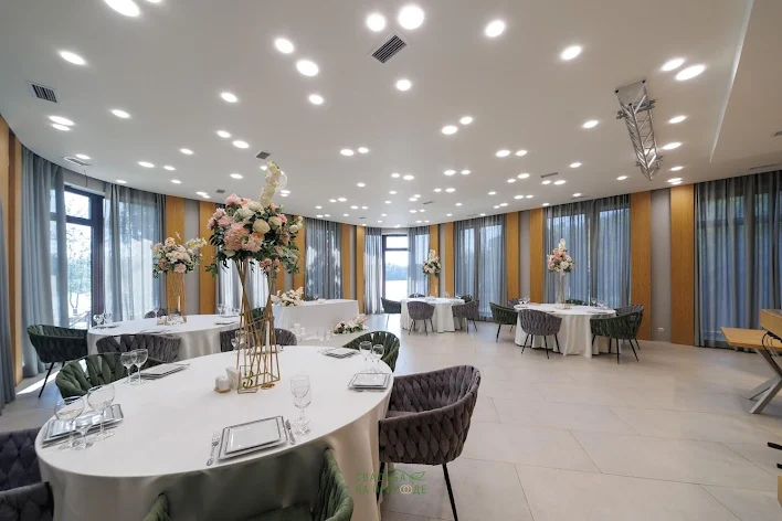 Фото №4 зала Основной зал