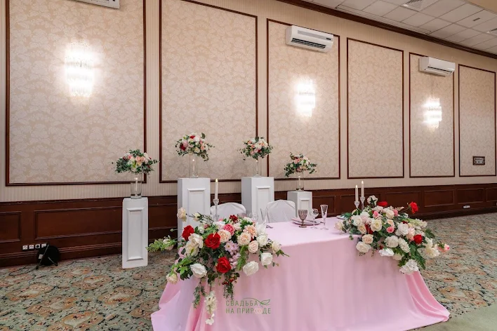 Фото №1 зала Банкетный зал «Петровский» 