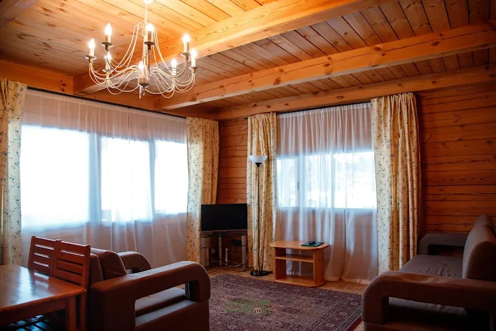 Фото №1 зала Альпийские дома «Центральный поселок» 