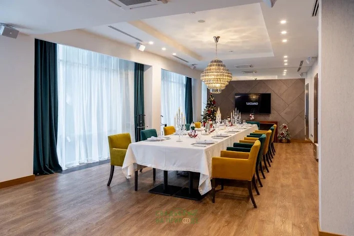 Фото №2 зала Vip royal