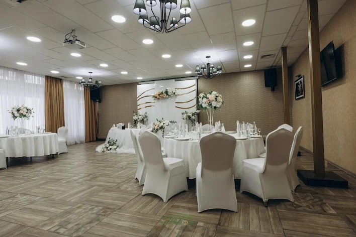 Фото №1 зала Мегаполис