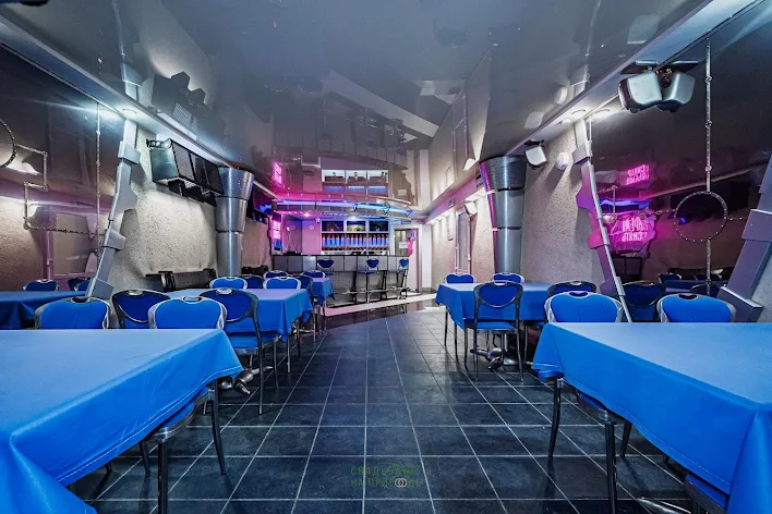 Фото №1 зала Караоке-бар