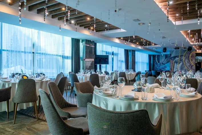 Фото №3 зала Ресторан avantage