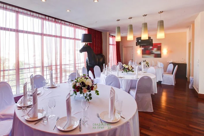 Фото №3 зала Номер люкс cherman