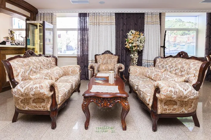 Фото №4 зала Лобби