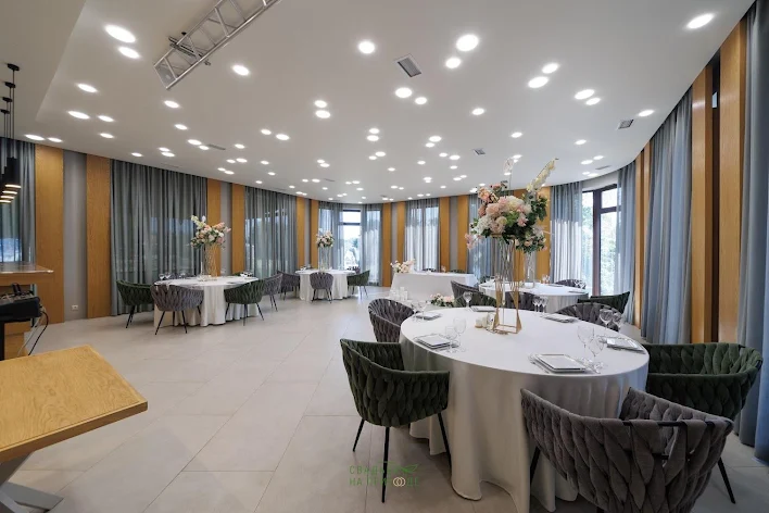 Фото №2 зала Основной зал