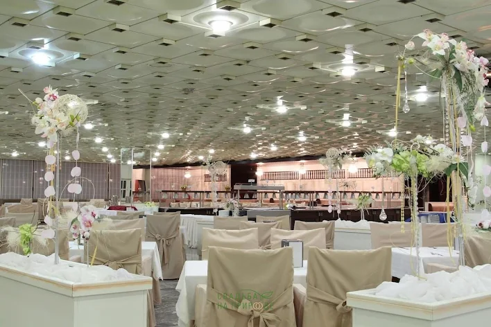 Фото №3 зала Зал «Хрустальный» 