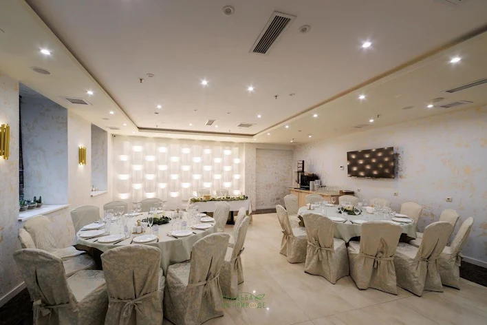 Фото №3 зала Ресторан