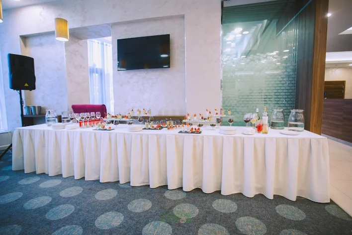 Фото №4 зала Основной зал