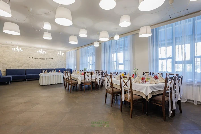 Фото №1 зала Зал «Огни Енисея» 